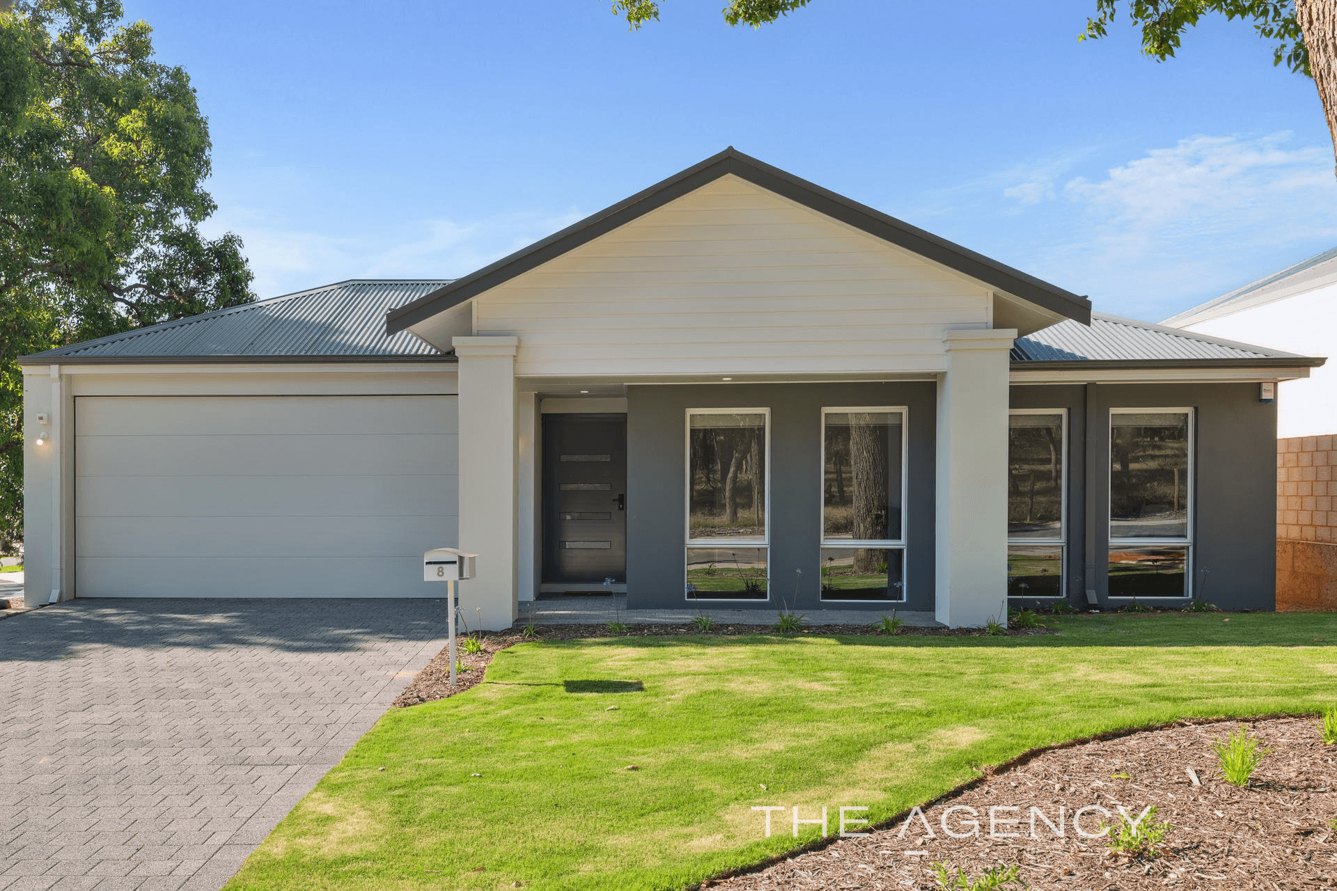 8 Roseneath Street, Bushmead, WA 6055