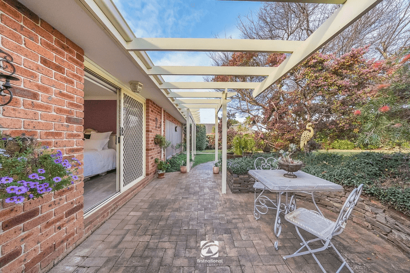 6 Pin Oak Place, NARELLAN VALE, NSW 2567