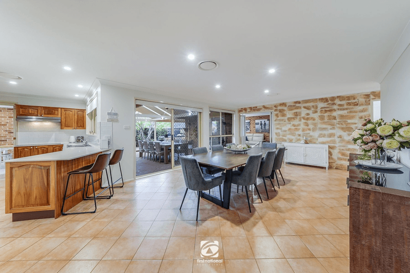 6 Pin Oak Place, NARELLAN VALE, NSW 2567