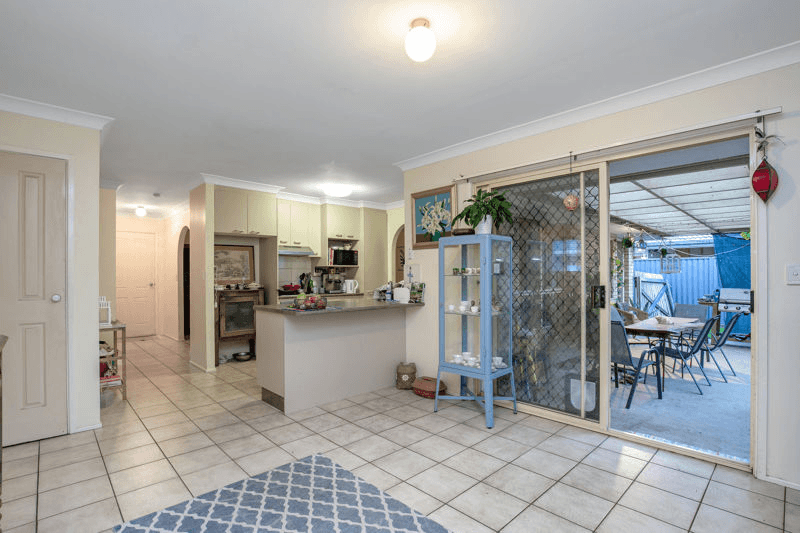 16 Helmore Road, JACOBS WELL, QLD 4208