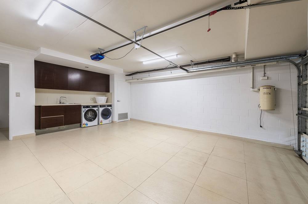 3/13 Second Avenue, Broadbeach, QLD 4218
