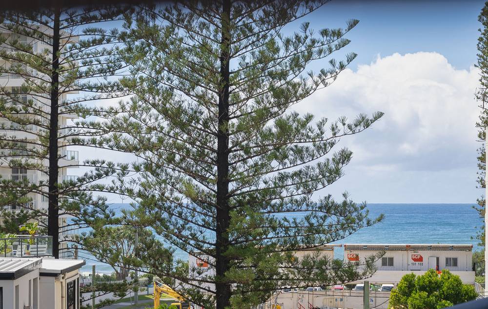3/13 Second Avenue, Broadbeach, QLD 4218