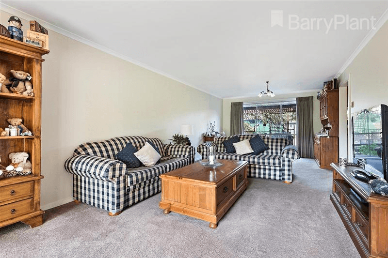 5 Lauriston Drive, Endeavour Hills, VIC 3802