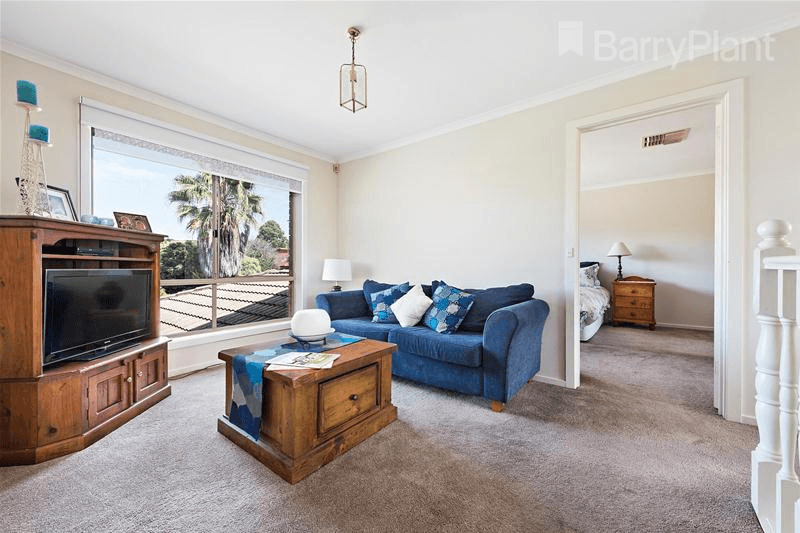 5 Lauriston Drive, Endeavour Hills, VIC 3802