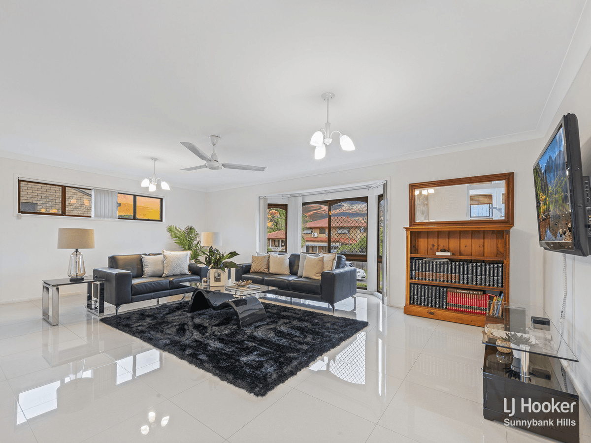 11 Sandia Street, EIGHT MILE PLAINS, QLD 4113