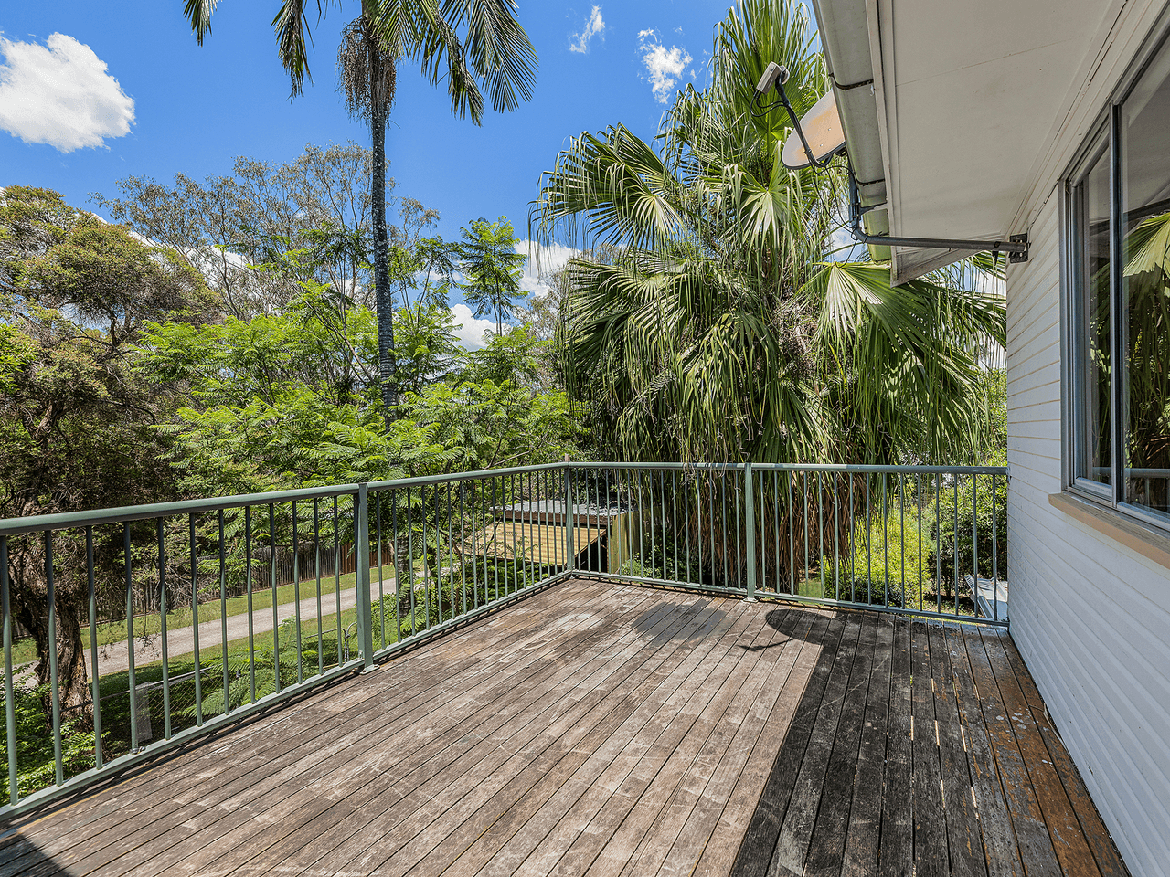 9 Watsonia Drive, LEICHHARDT, QLD 4305