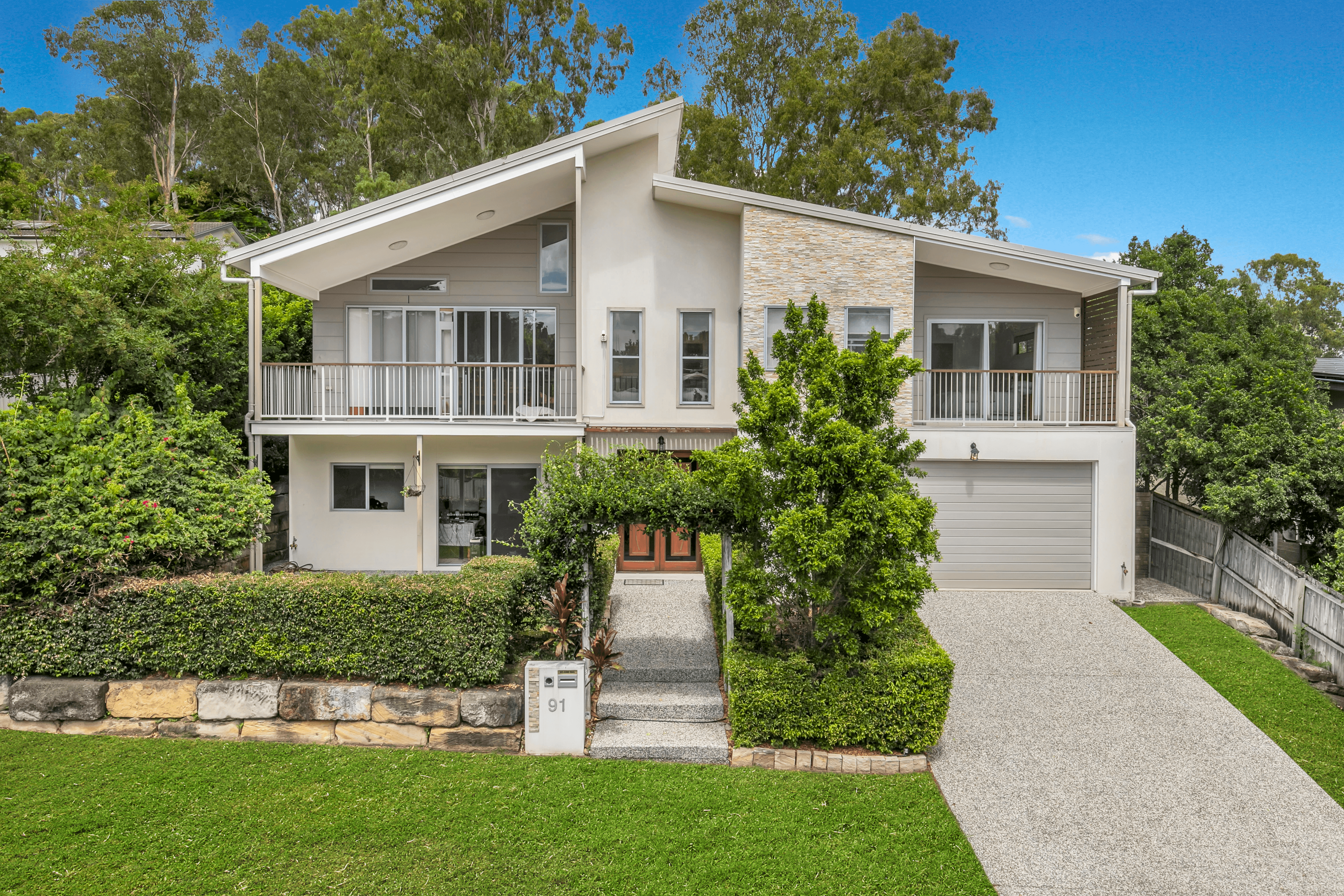 91 Bozzato Place, KENMORE, QLD 4069