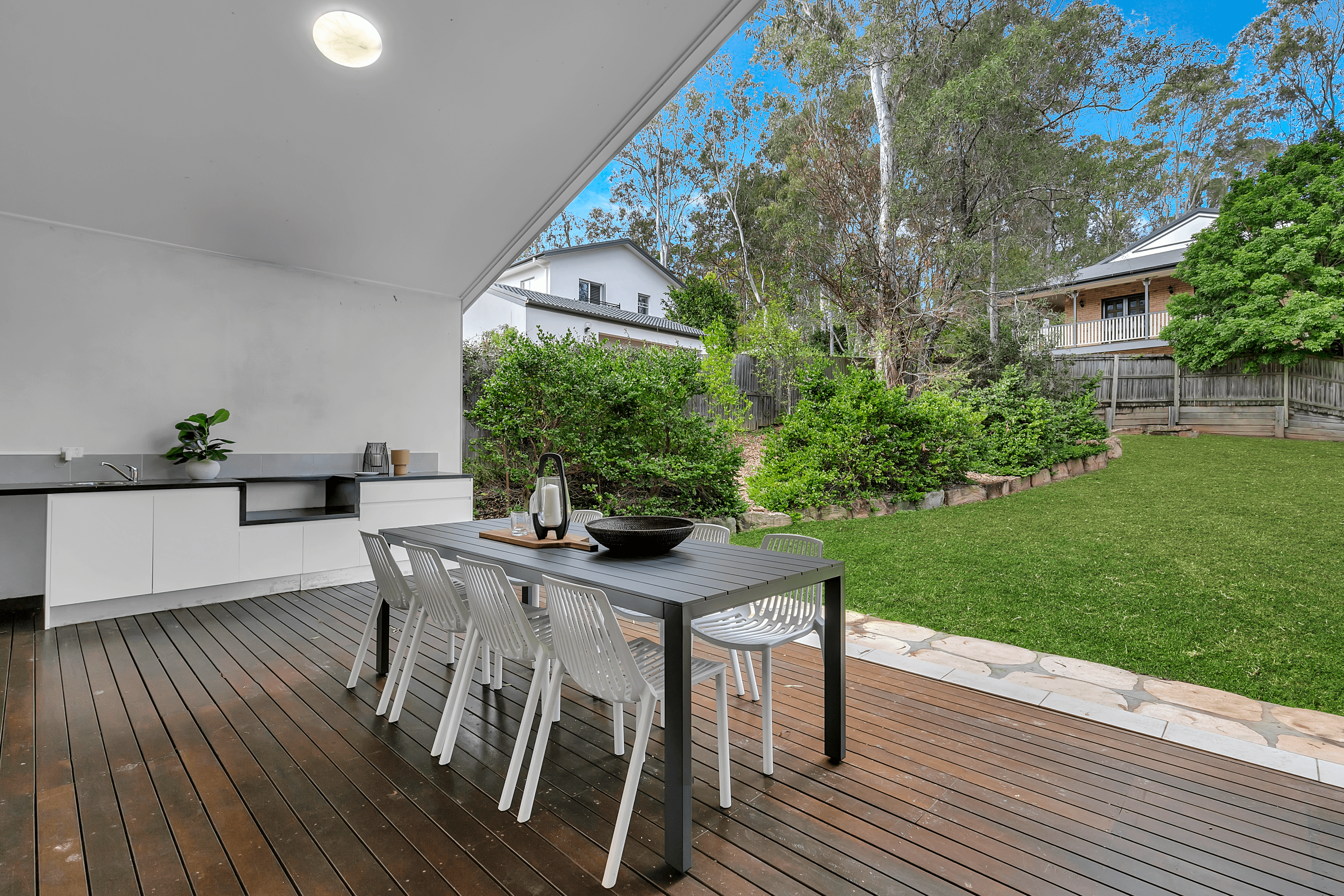 91 Bozzato Place, KENMORE, QLD 4069