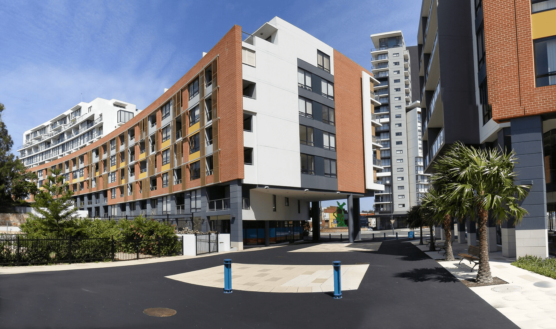 shop 4/7 Magdalene Terrace, WOLLI CREEK, NSW 2205