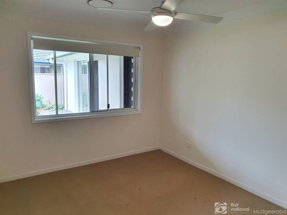 24 Kingfisher Crescent, Burleigh Waters, QLD 4220