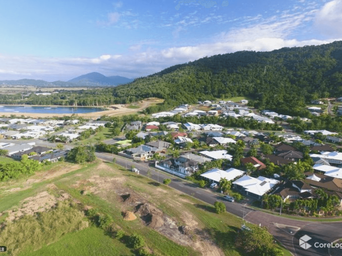 13 (Lot 9) Braeside Court, SMITHFIELD, QLD 4878