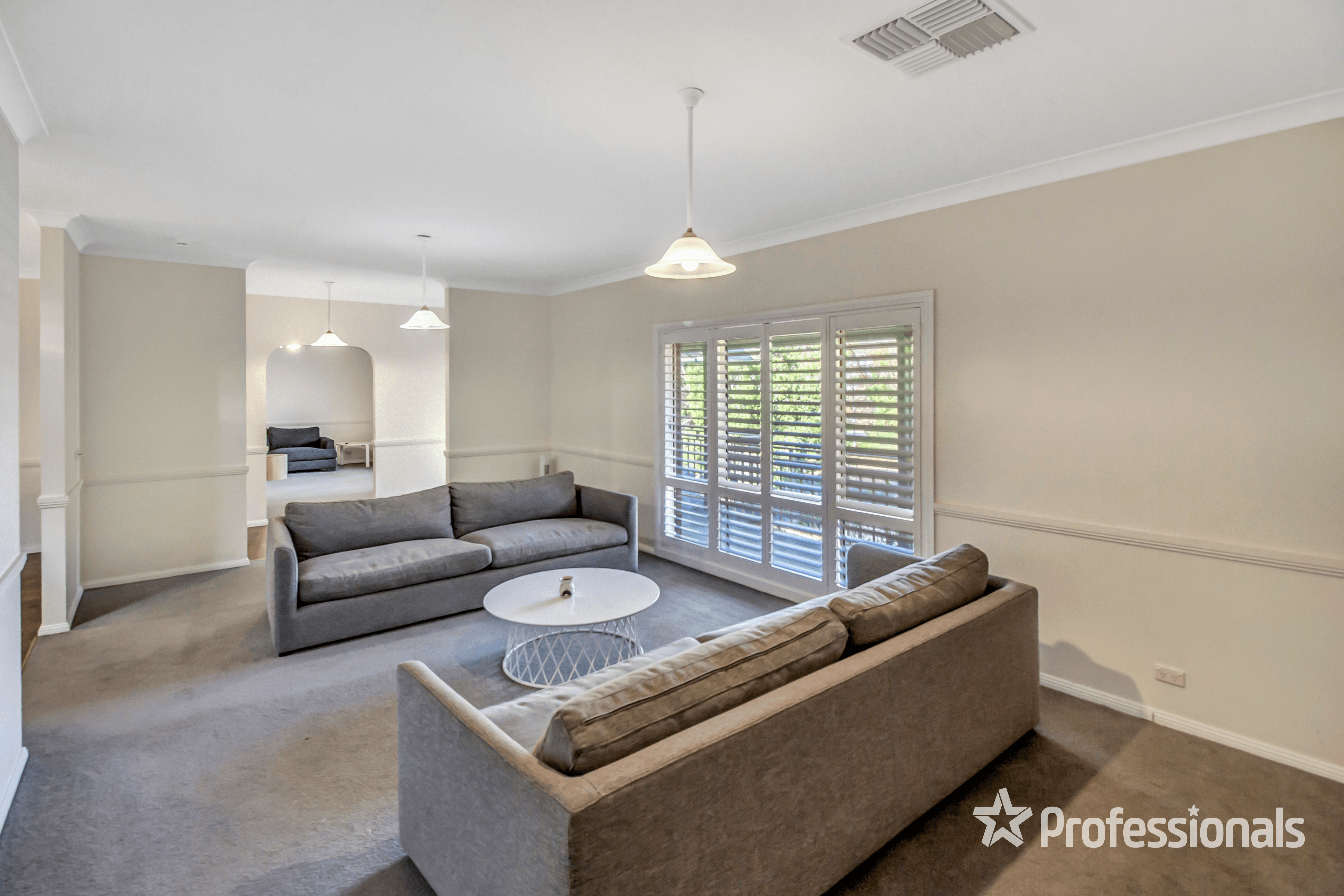 32 Missouri Avenue, Tolland, NSW 2650