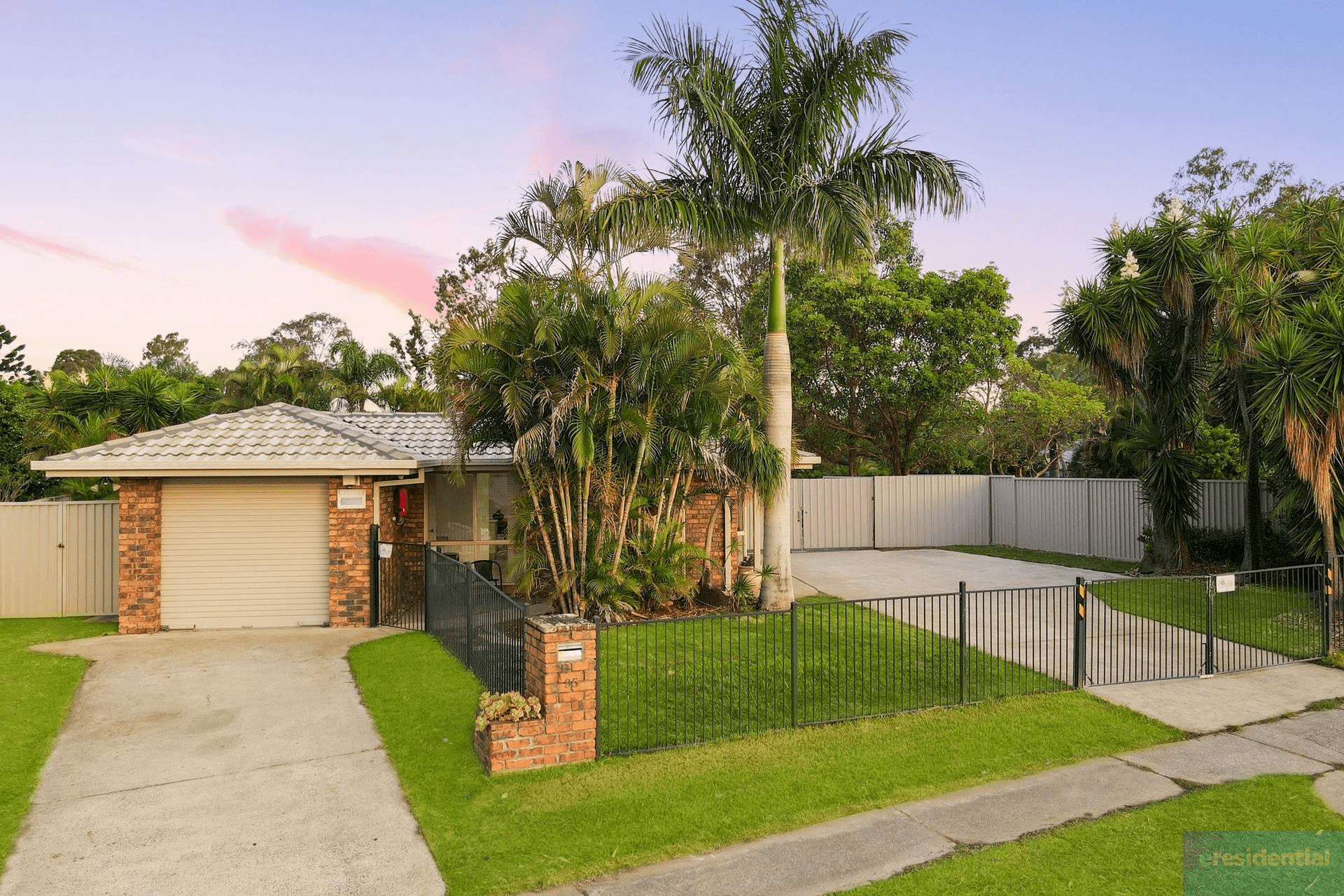 95 Castile Crescent, Edens Landing, QLD 4207