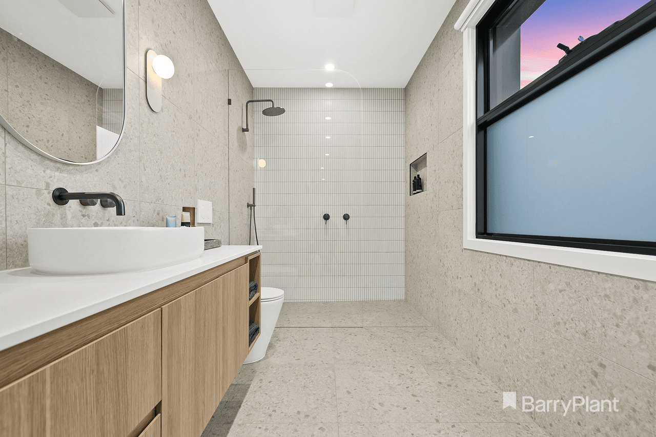 2A Graves Street, Essendon, VIC 3040