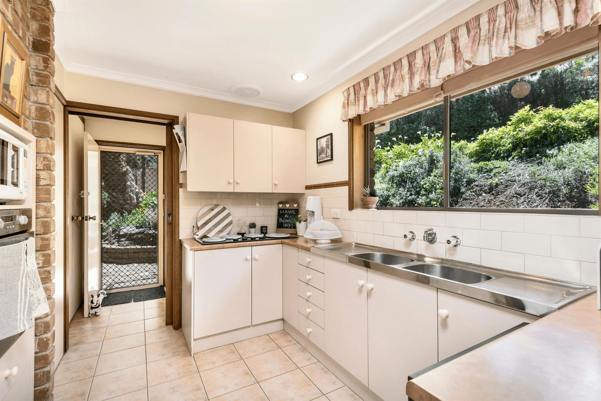 228 Coromandel Parade, Coromandel Valley, SA 5051