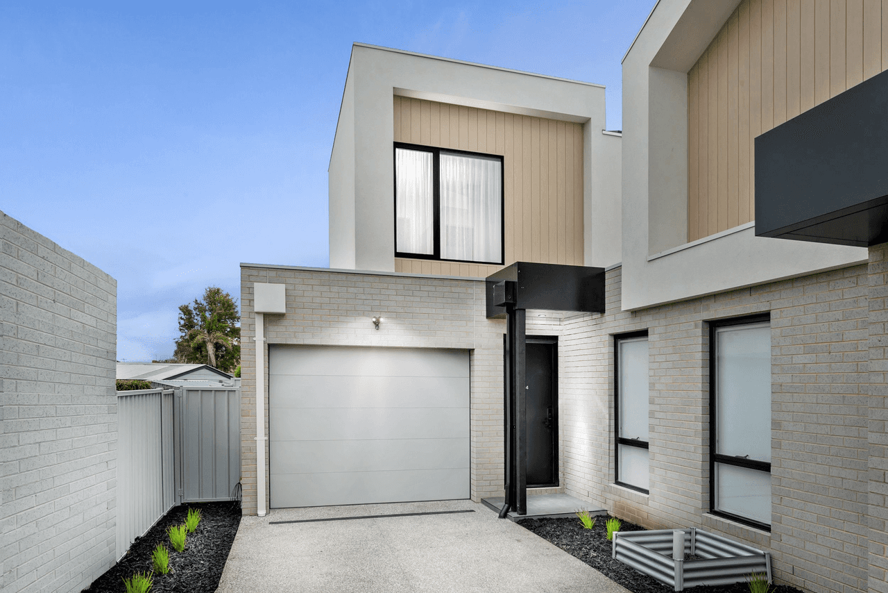 4/31 Clydesdale Road, Airport West, VIC 3042