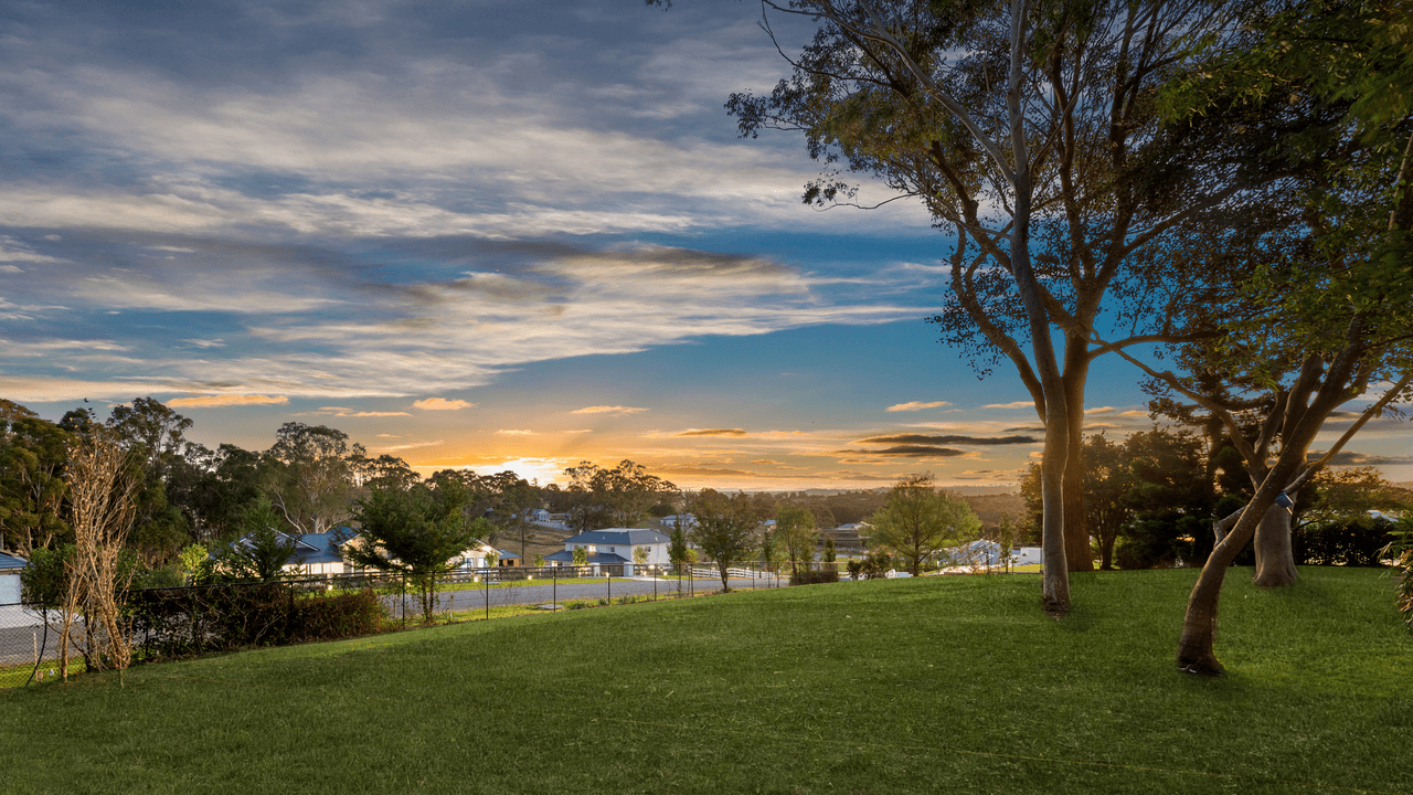 5 Harvest Way, GRASMERE, NSW 2570