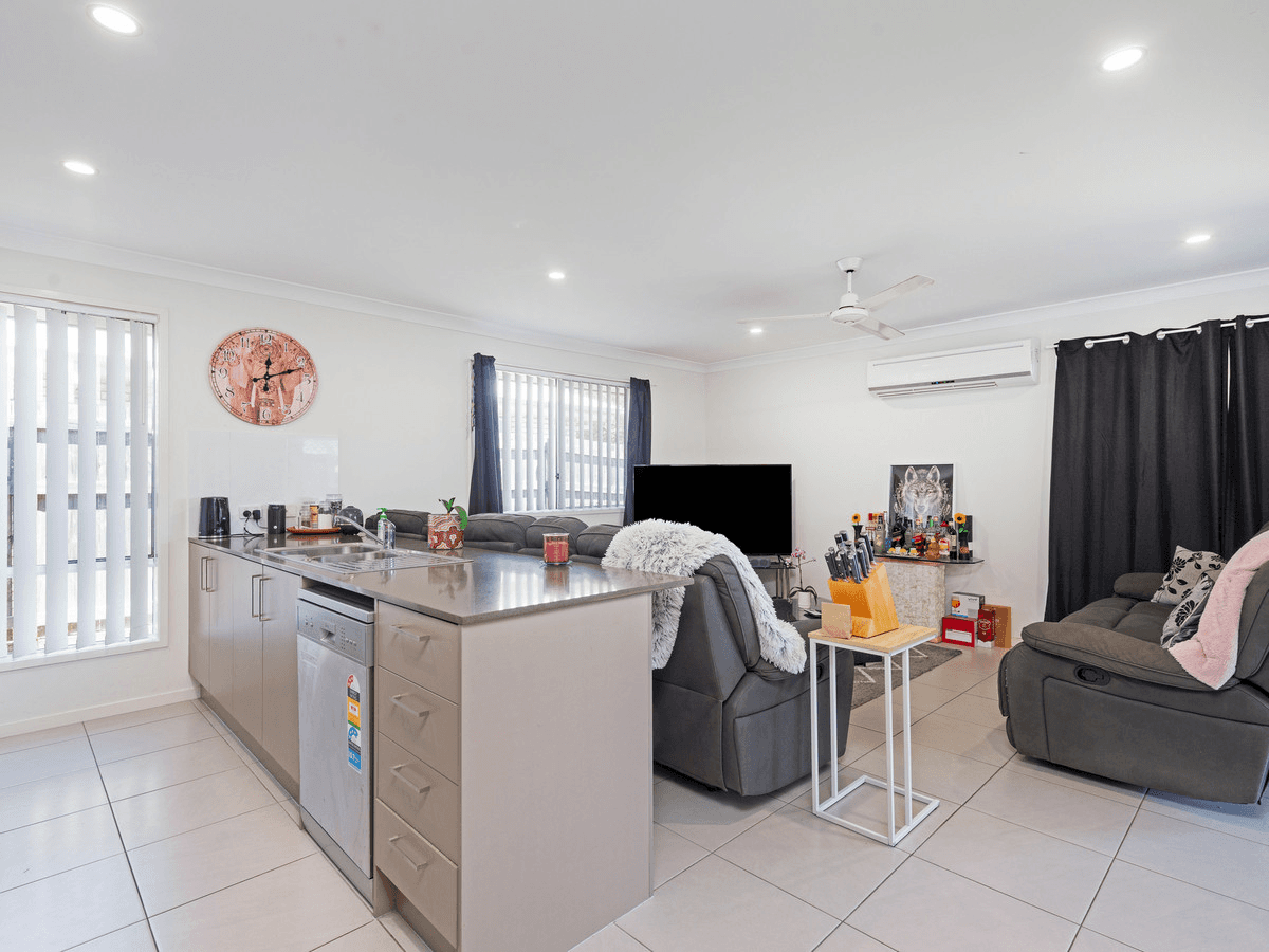 9 Cassidy Crescent, WILLOW VALE, QLD 4209