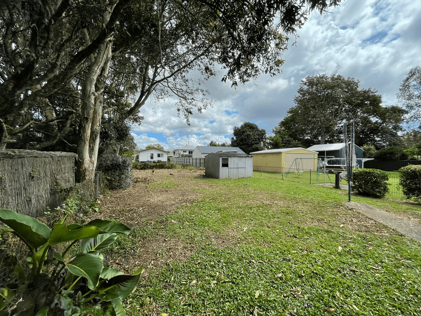 32 Cook Street, GOLDEN BEACH, QLD 4551