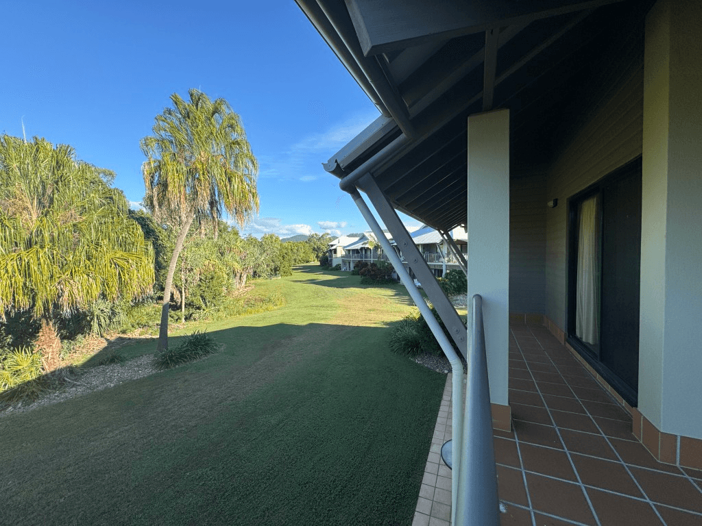 1461/615 Kunapipi Road, LAGUNA QUAYS, QLD 4800