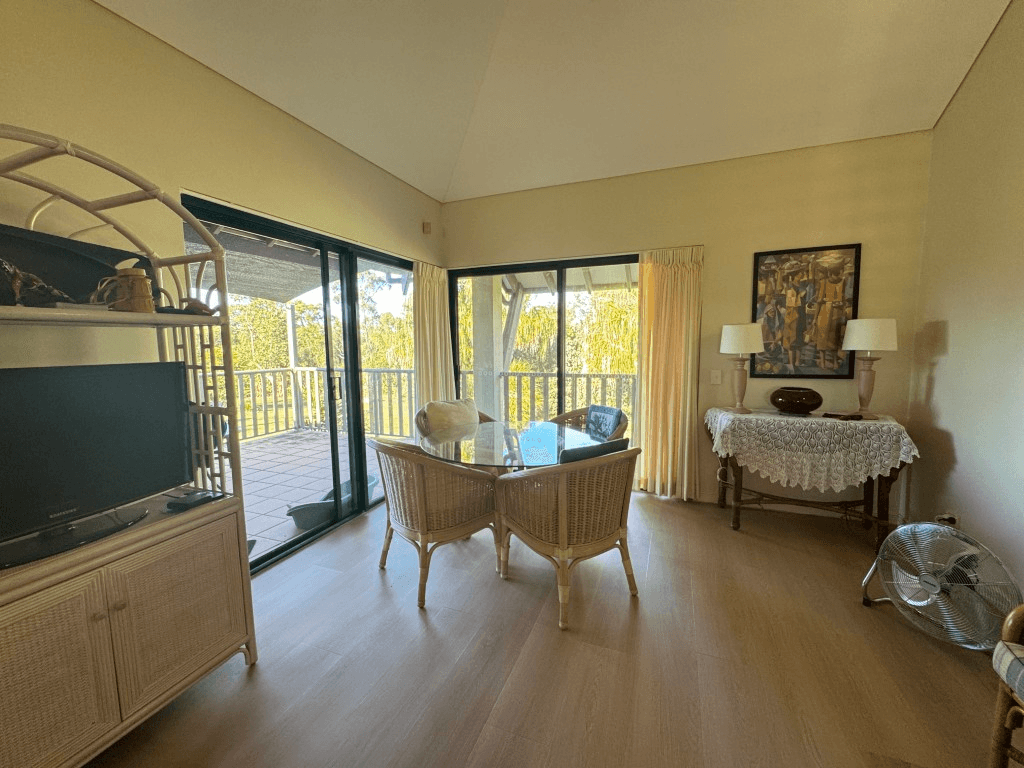 1461/615 Kunapipi Road, LAGUNA QUAYS, QLD 4800