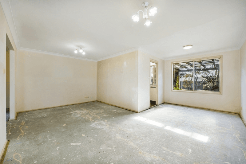 125 Roper Road, Blue Haven, NSW 2262