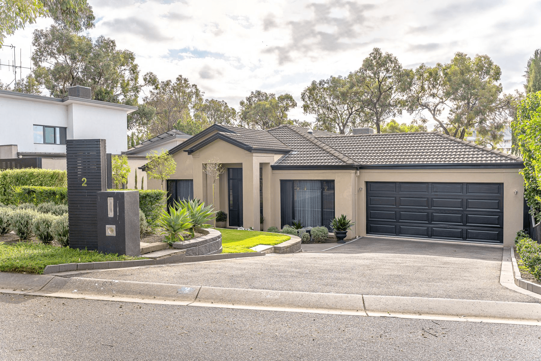 2 Knox Court, Kennington, VIC 3550