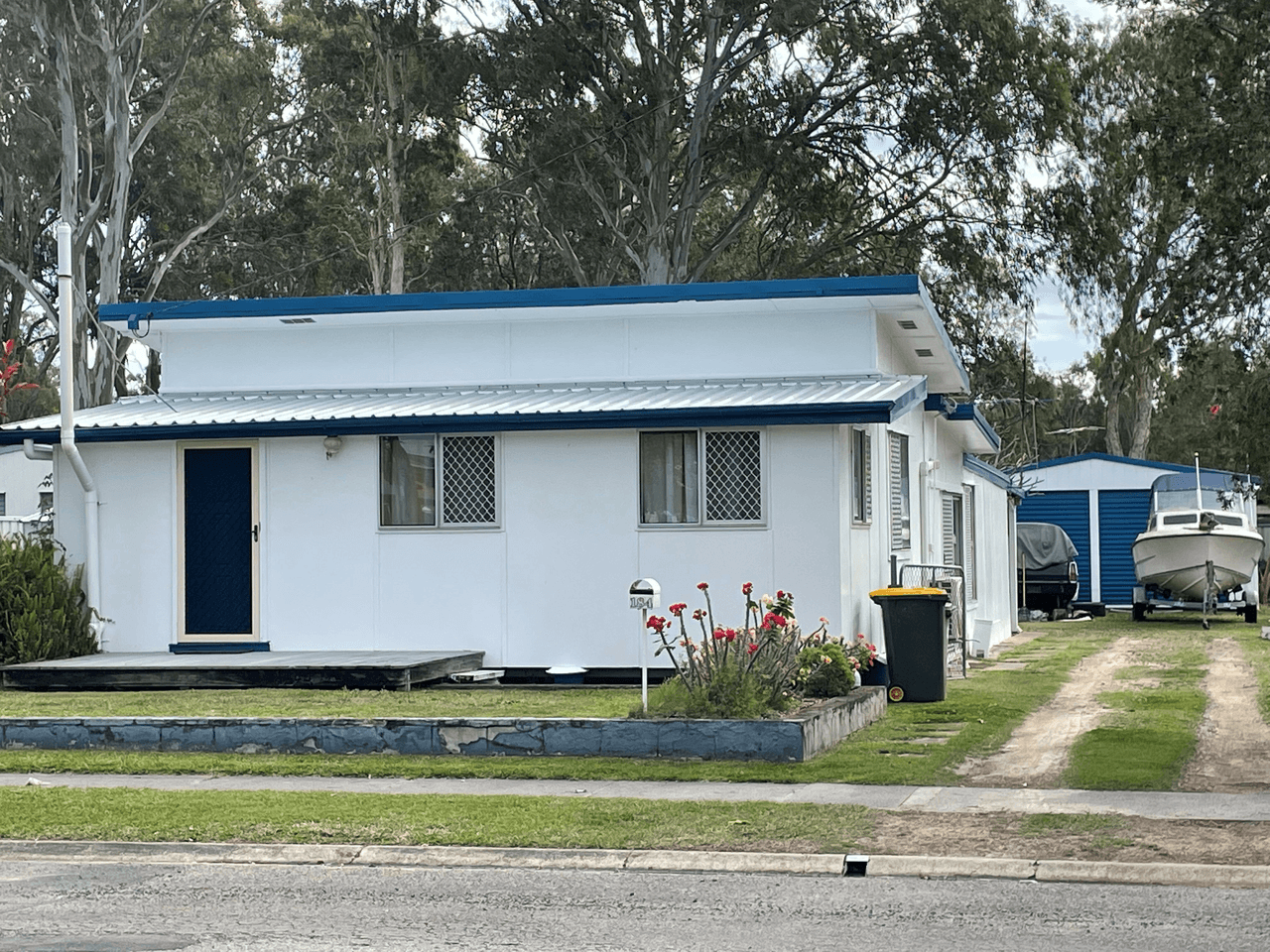 184 Freeman Rd, Toorbul, QLD 4510