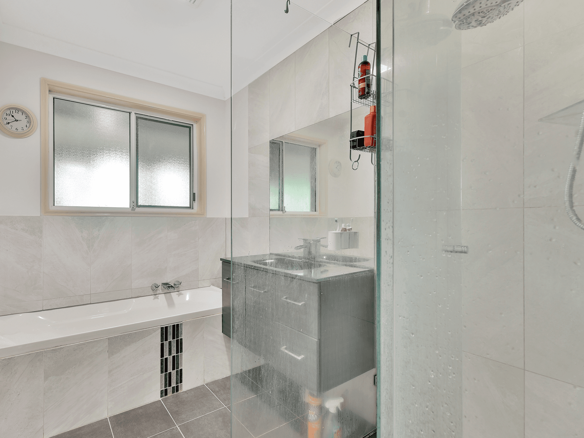 52 Atherton Cct, FOREST LAKE, QLD 4078