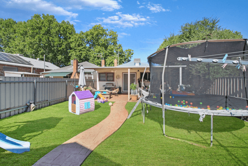 15 Albert Street, Wagga Wagga, NSW 2650