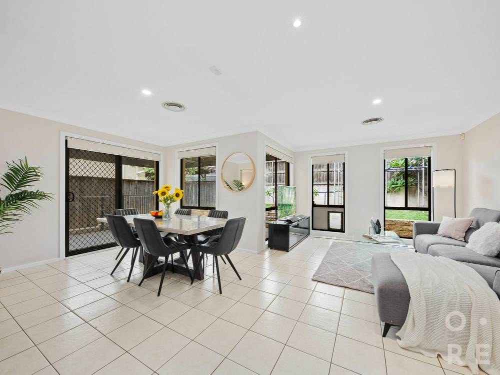 37 Wilkins Avenue, Beaumont Hills, NSW 2155