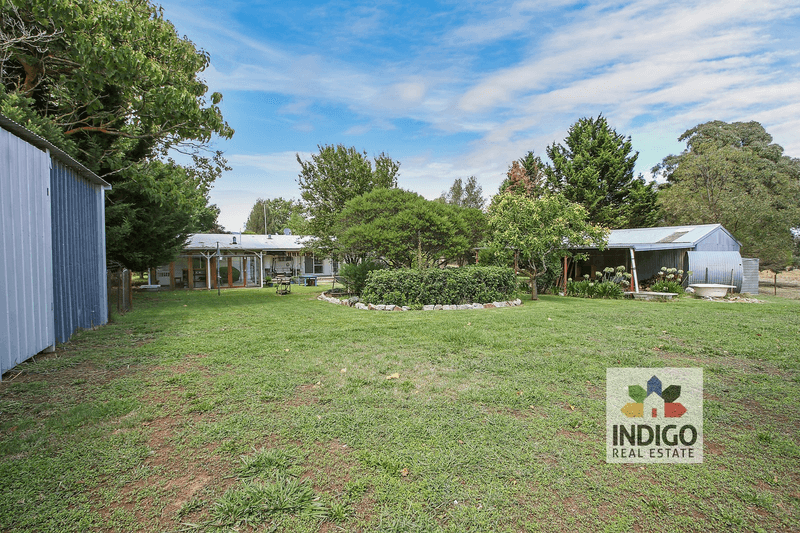 1077 Beechworth-Wodonga Road, Wooragee, VIC 3747