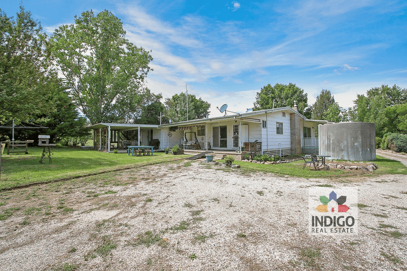 1077 Beechworth-Wodonga Road, Wooragee, VIC 3747