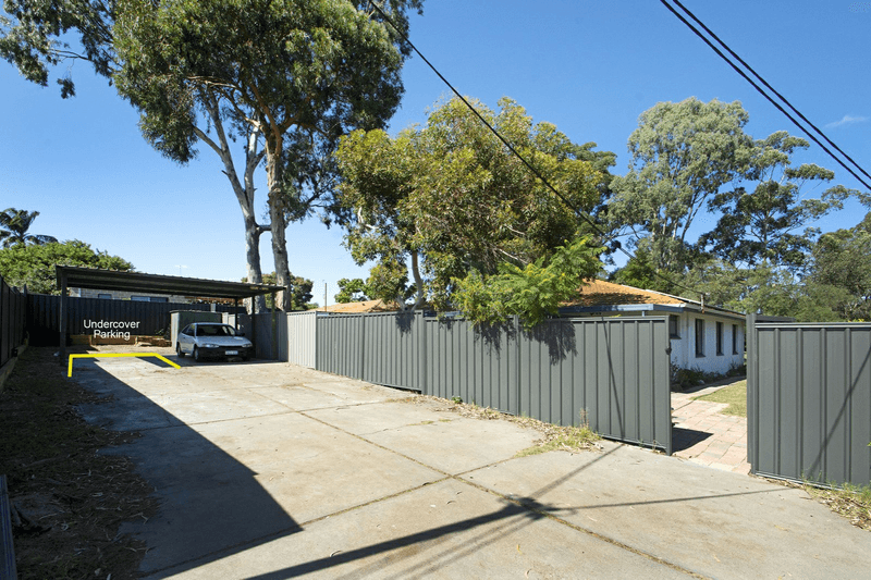 8A Monarch Court, WANNEROO, WA 6065