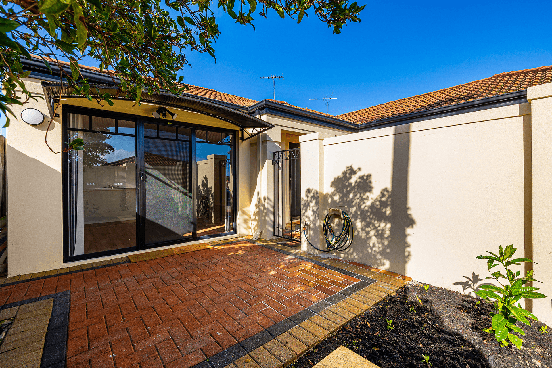 7/6-8 Warwick Street, St James, WA 6102