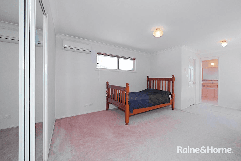 39 Estoril Street, ROBERTSON, QLD 4109