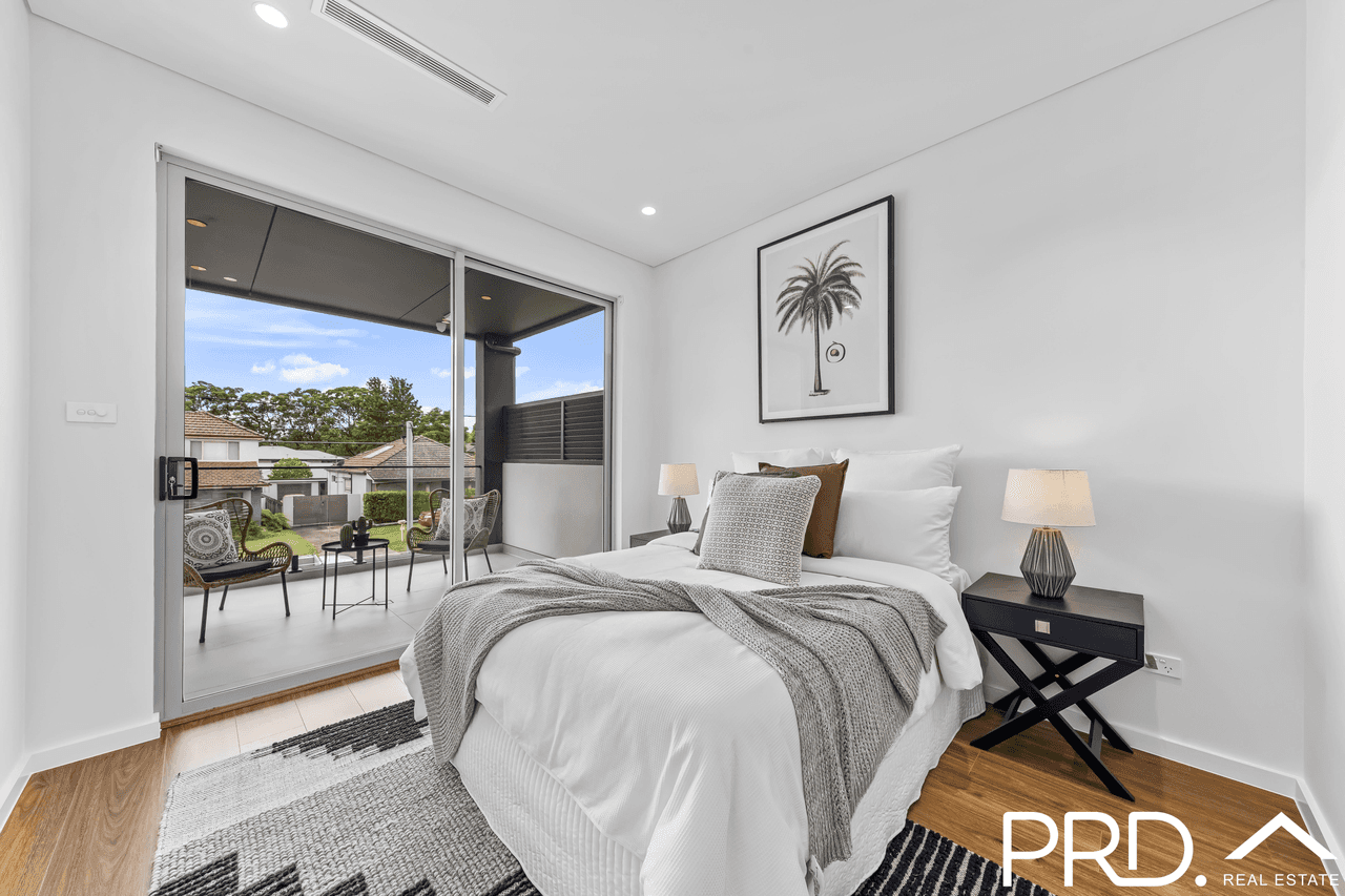12 Worsley Street, EAST HILLS, NSW 2213