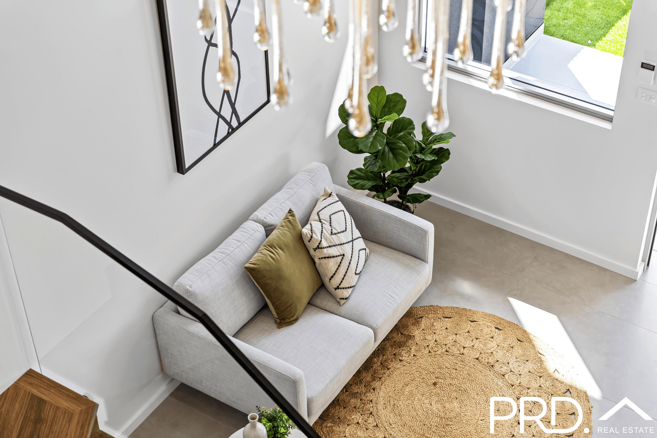 12 Worsley Street, EAST HILLS, NSW 2213