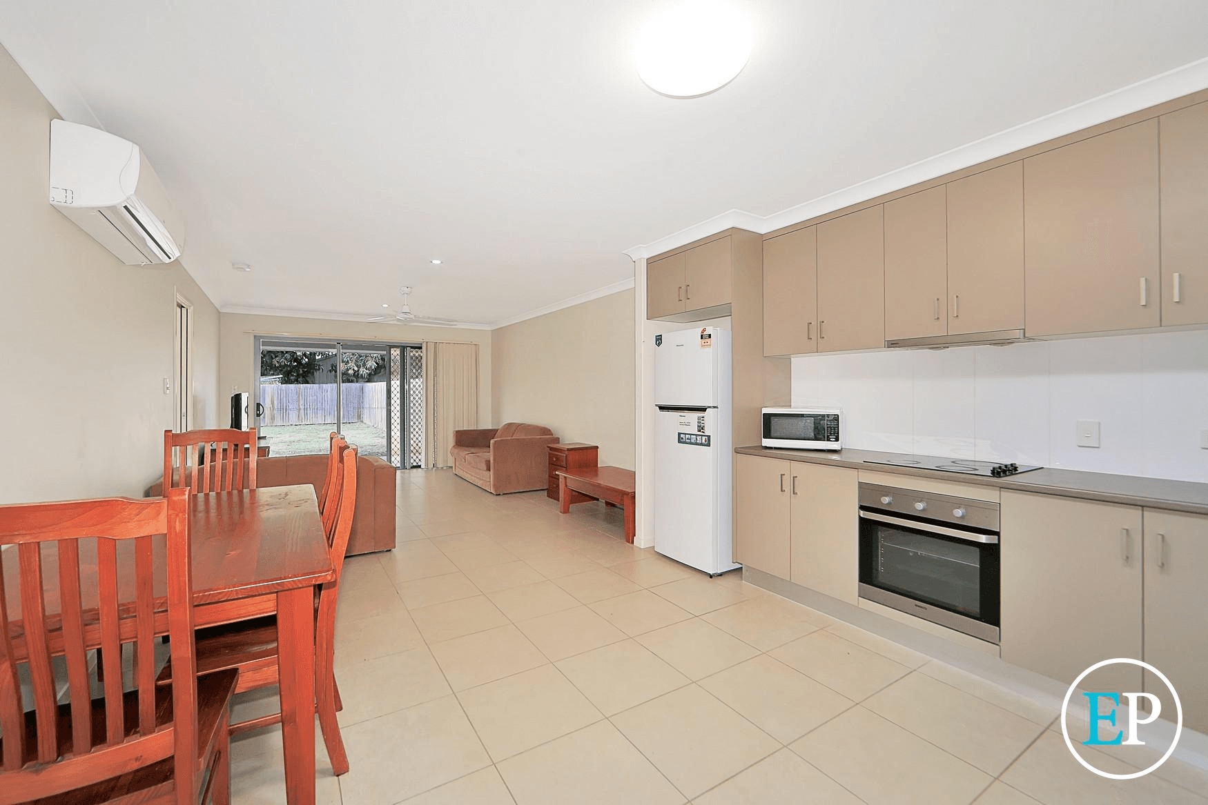 1 & 2/160 Targo Street, WALKERVALE, QLD 4670