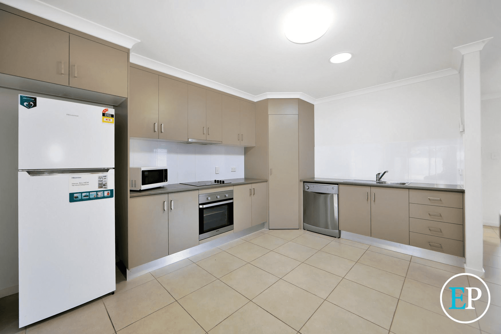 1 & 2/160 Targo Street, WALKERVALE, QLD 4670