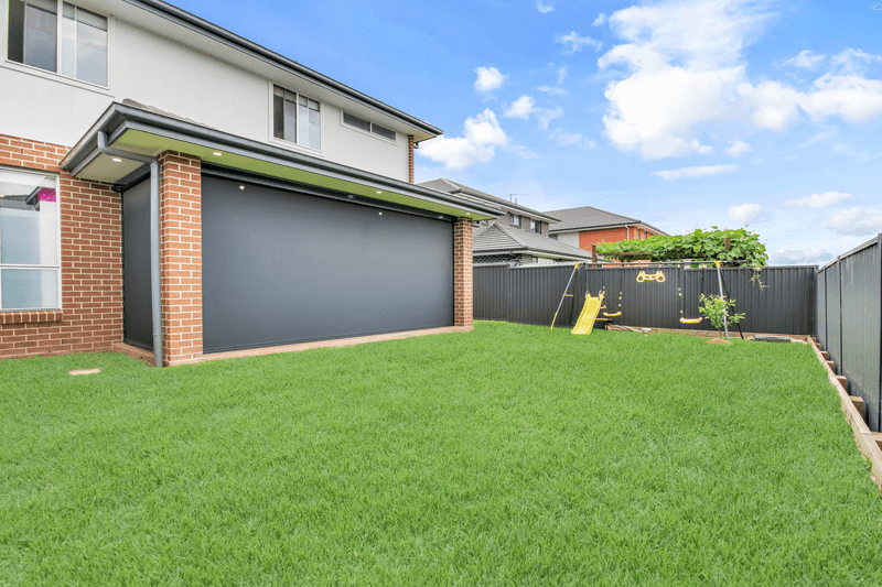 98 Jardine Drive, EDMONDSON PARK, NSW 2174