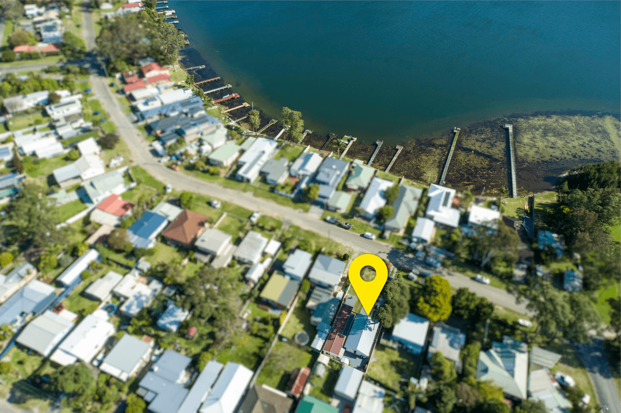 10 Lake View Drive, BURRILL LAKE, NSW 2539