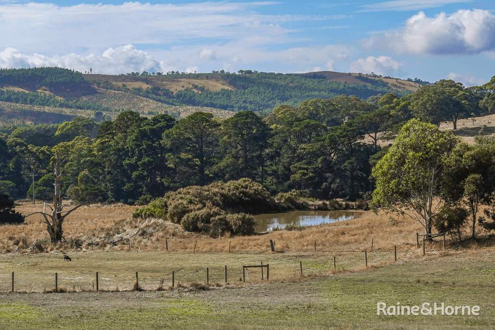 31 Duffy Street, KILMORE EAST, VIC 3764