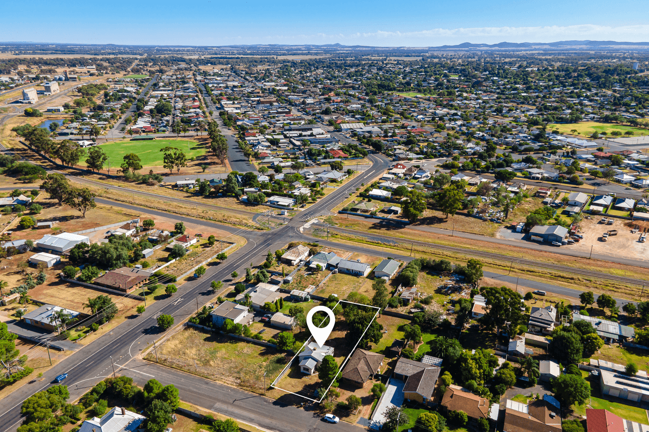 3 Clarke Street, TEMORA, NSW 2666