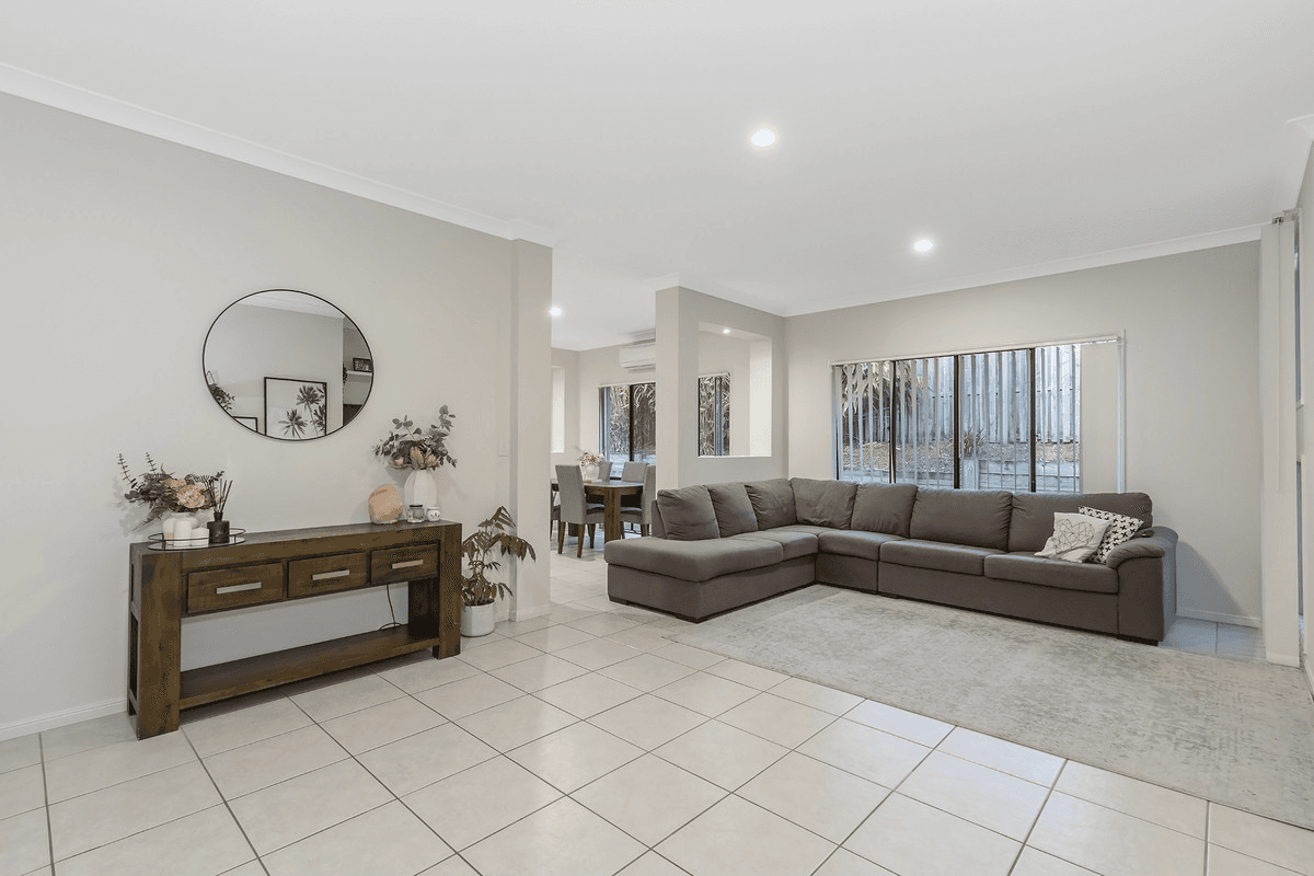 8 Murray Circuit, Upper Coomera, QLD 4209