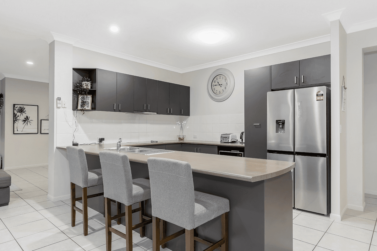 8 Murray Circuit, Upper Coomera, QLD 4209