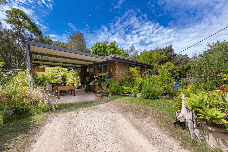 8 Albany Square, Umina Beach, NSW 2257