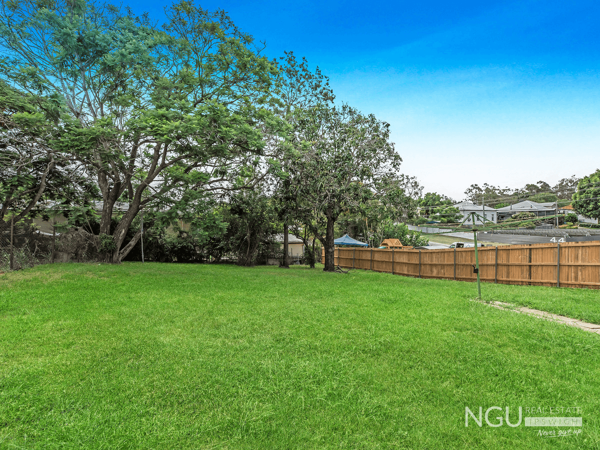 30 Pelican Street, NORTH IPSWICH, QLD 4305