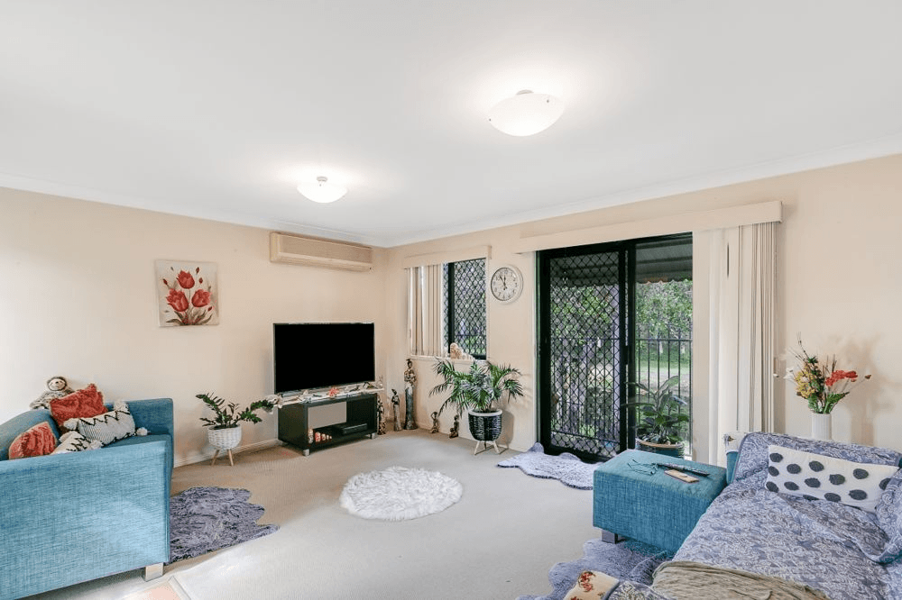 10/2 Macleay Court, BANORA POINT, NSW 2486