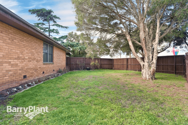 2 Bracknell Street, KEYSBOROUGH, VIC 3173